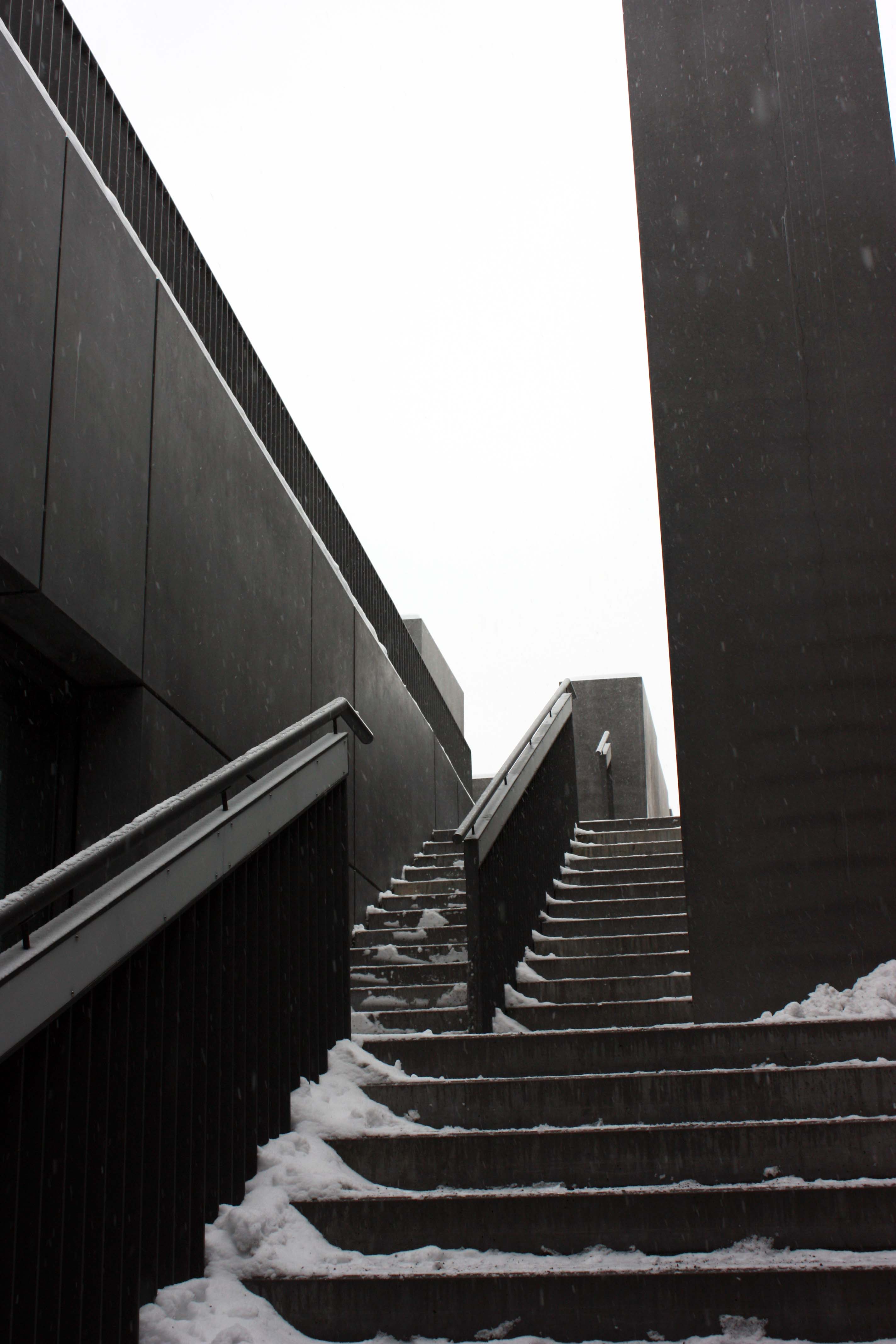 studio_stoel_architect_interieurarchitect_Kampen_zwolle_Holocaustmonument en informatiecentrum Peter Eisenman