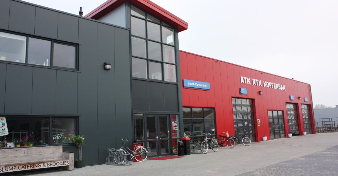 garagebedrijf & theater De Kofferbak